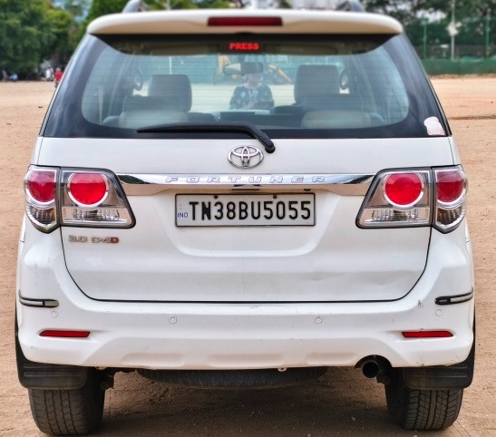 Toyota Fortuner - Image 6
